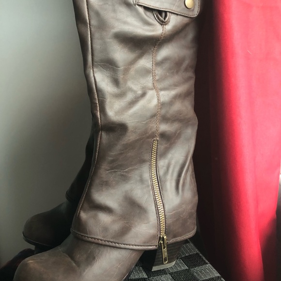 Cowgirl Style Brown Heeled Boots Size 5 - Picture 2 of 8